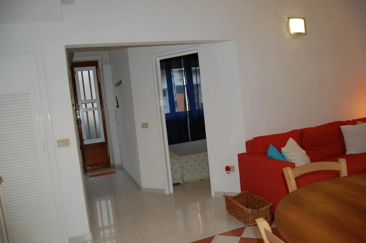 The Colorfull House Villa Viareggio 0*,